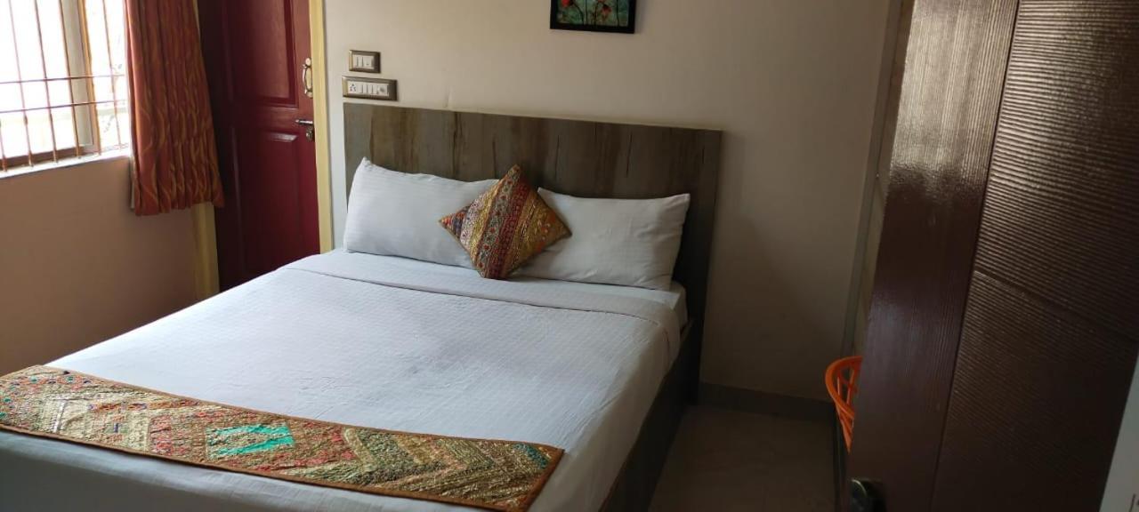 Sk Residency Bed & Breakfast Bangalore Bagian luar foto