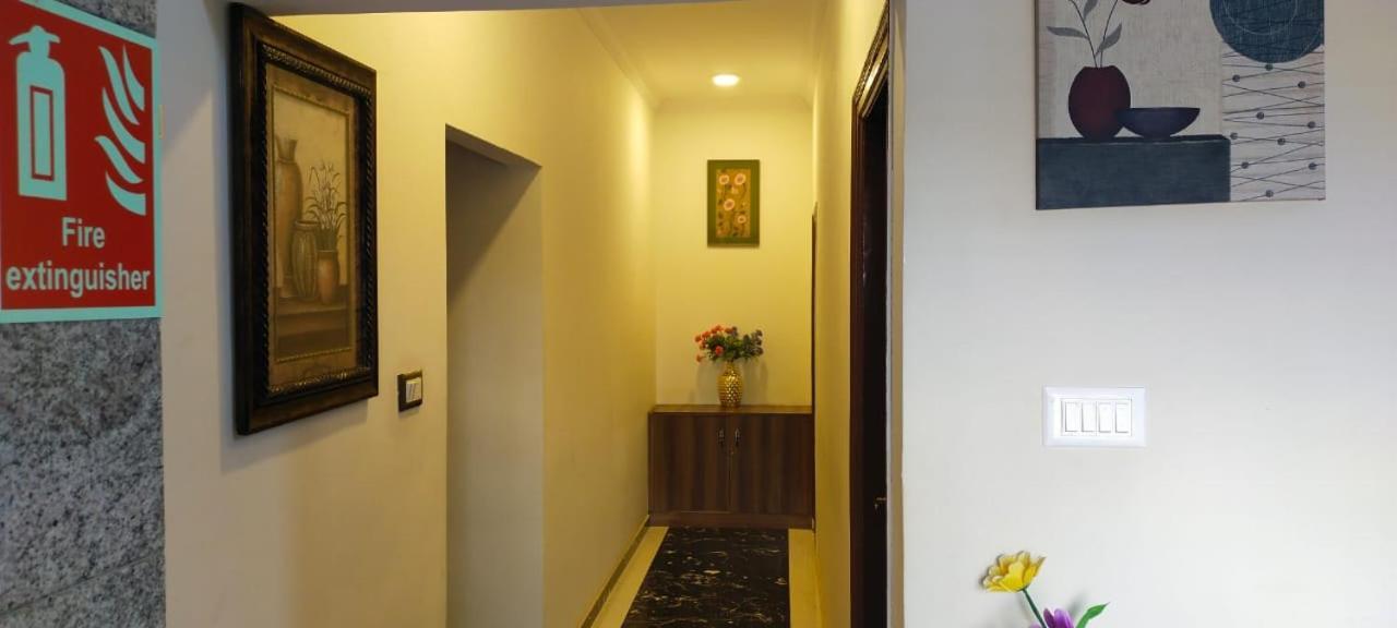 Sk Residency Bed & Breakfast Bangalore Bagian luar foto